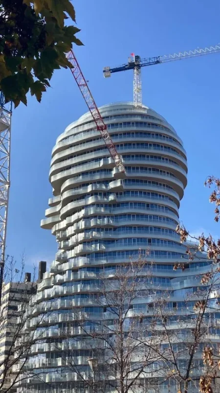 Tirane, shes apartament 2+1+Aneks+Ballkon Kati 5, 223 m² 1.157.600 € (Sheshi Skenderbej)