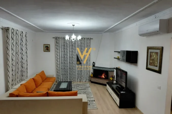 Tirane, jepet me qera apartament 5+1+Ballkon Kati 2, 170 m² 1.300 € (ALI DEMI)