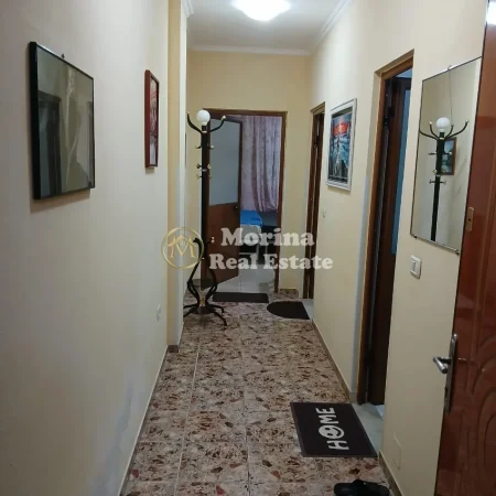 Tirane, jepet me qera apartament 1+1 Kati 2, 47 m² 350 € (Ish Parku i Autobusave)
