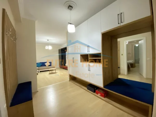 Qira, Apartament 2+1+2, Liqeni i Thate