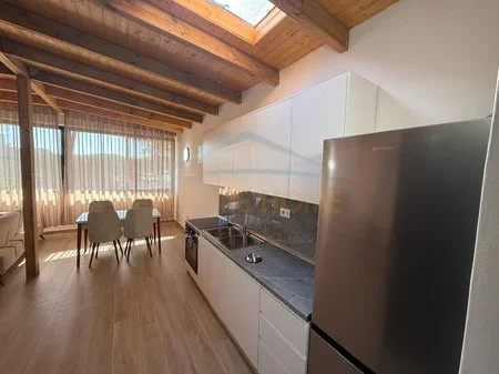 Durres, jepet me qera Vile 1+1+Ballkon Kati 3, 65 m² 600 € 