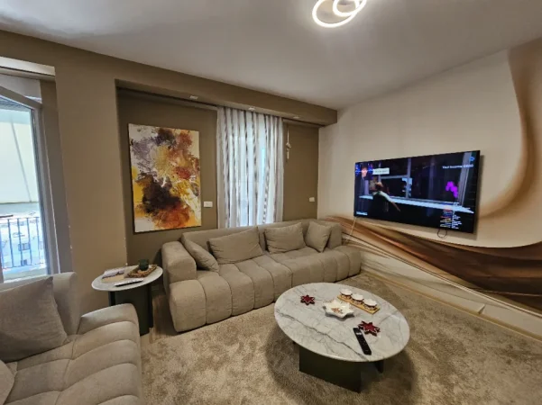 Tirane, shitet apartament 2+1 Kati 5, 98 m² 223.000 € (Qytet Studenti)