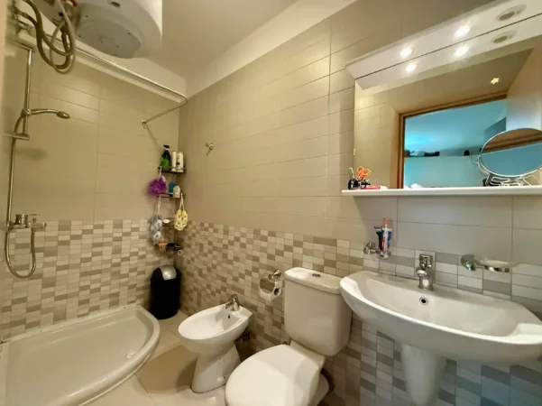 Tirane, shitet apartament 2+1 Kati 3, 95 m² 212.000 € (QYTET STUDENTI)