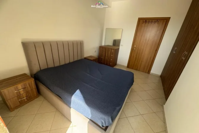 Tirane, jepet me qera apartament 2+1 Kati 8, 105 m² 520 € (Rruga Teodor Keko)