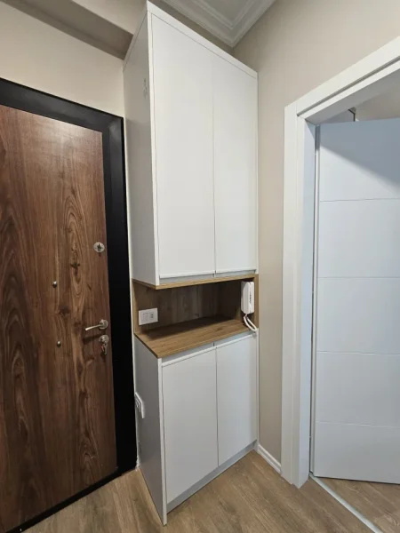 Tirane, jepet me qera apartament 1+1+Ballkon , 550 €