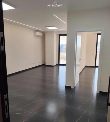 Tirane, jepet me qera zyre Kati 6, 75 m² 580 € (Rruga mine Pezza)