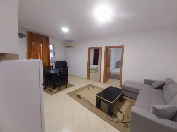 Tirane, jepet me qera 2+1+Aneks+Ballkon Kati 8, 90 m² 460 € (Bulevardi Migjeni, pranë Kompleksit Molla)
