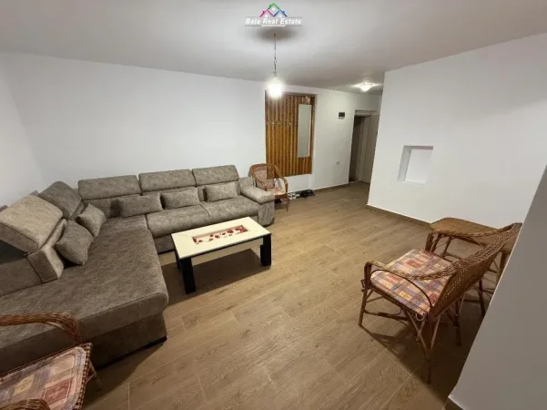Tirane, jepet me qera apartament 2+1 Kati 4, 120 m² 650 € (myslym shyri)