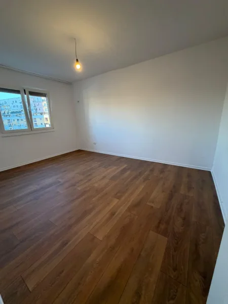 Tirane, shitet apartament 1+1 , 58 m² 95.000 € 