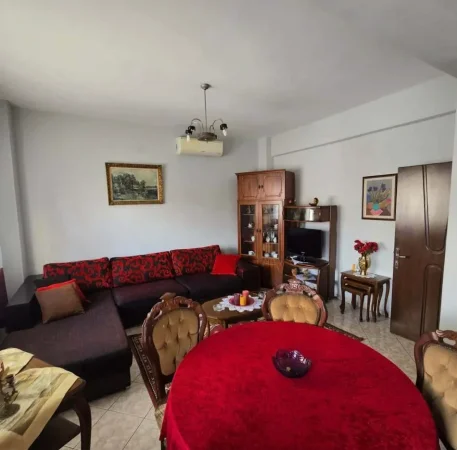 Korce, shitet apartament+verande | Penthouse 2+1+Ballkon Kati 1, 80 m² 150.000 € (Rrugica Ndre Mjeda)