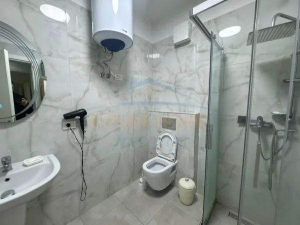 Tirane, shitet apartament 2+1+Ballkon Kati 3, 108 m² 275.000 € (Ali Demi)