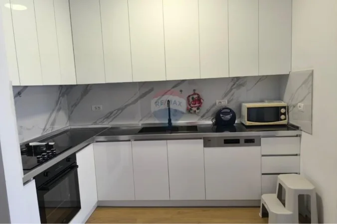 Tirane, jepet me qera apartament , 110 m² 750 € (Don Bosko)