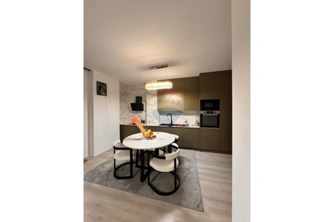 Tirane, jepet me qera apartament , 200 m² 1.000 € (Kodra e Diellit)