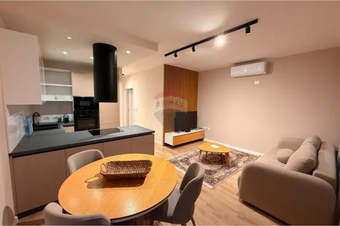 Tirane, jepet me qera apartament , 78 m² 602 € (Marteniteti i Ri)