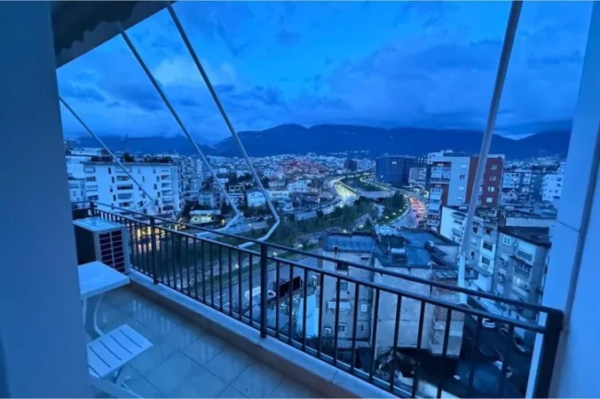 Tirane, jepet me qera apartament , 78 m² 602 € (Marteniteti i Ri)