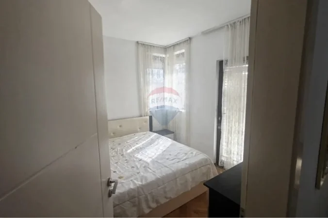Tirane, jepet me qera apartament , 125 m² 650 € (Don Bosko)