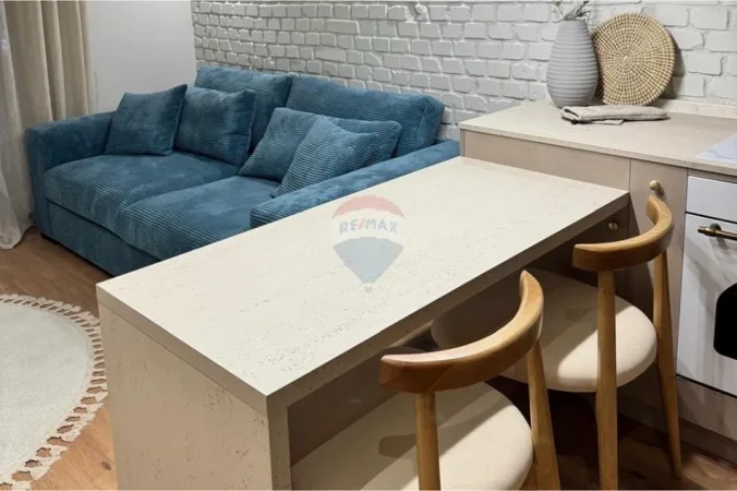 Tirane, jepet me qera apartament , 65 m² 900 € 