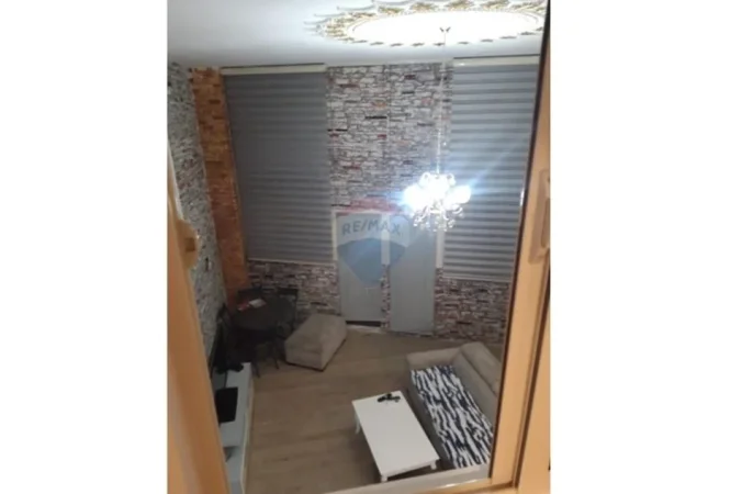 Tirane, jepet me qera apartament duplex , 95 m² 450 € (Rruga e Thesarit, Tiranë)