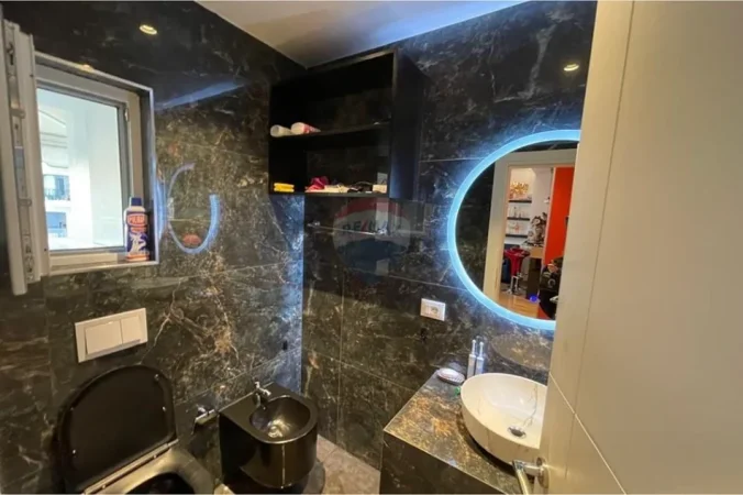 Tirane, jepet me qera apartament , 70 m² 1.000 € 