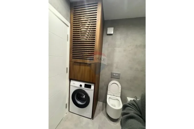 Tirane, jepet me qera apartament , 49 m² 700 € (Rruga Xhanfize Keko, Tiranë)