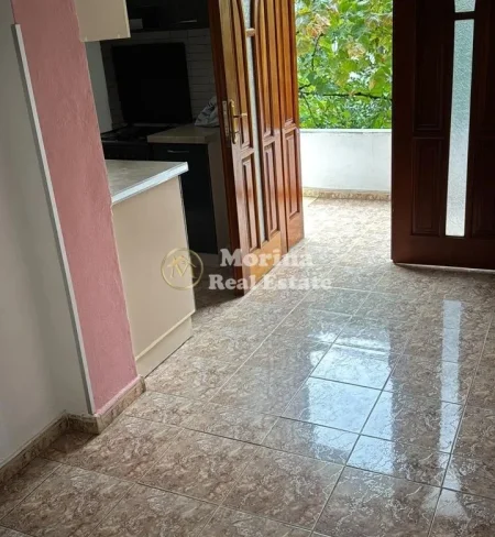 Tirane, jepet me qera shtepi 1+1 Kati 2, 70 m² 300 € (Kodra e Priftit)