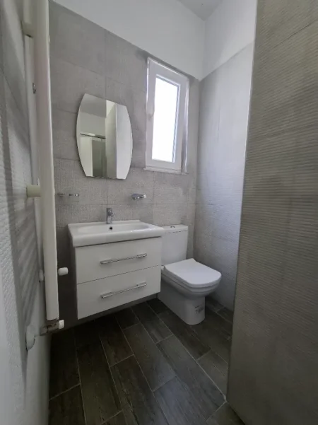 Tirane, jepet me qera apartament 2+1+Ballkon Kati 3, 120 m² 60.000 € 