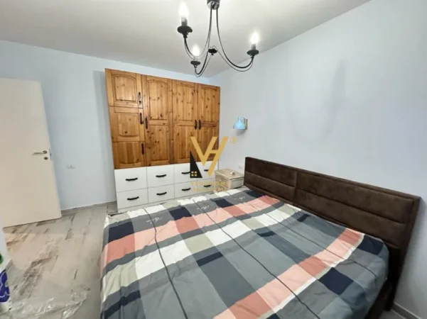 Durres, shitet apartament 2+1+Ballkon Kati 0, 90 m² 300.000 € (GJIRI I LALZIT)