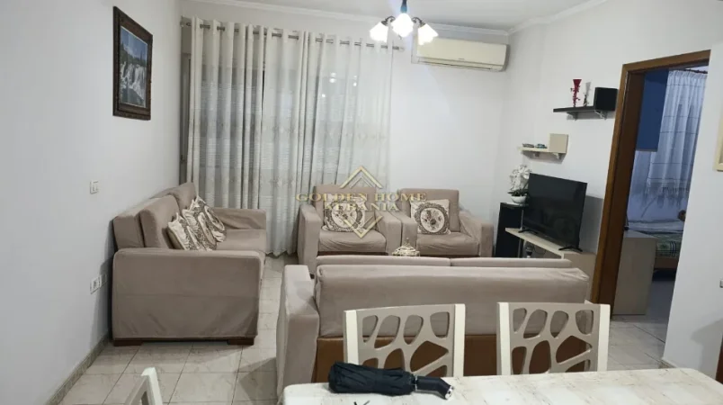 Tirane, jepet me qera apartament 2+1 , 90 m² 500 € 