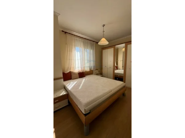 Tirane, jepet me qera apartament 2+1 Kati 6, 90 m² 780 € (21 DHJETORI Mozaiku)