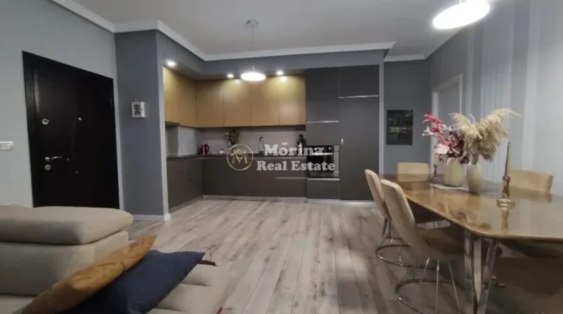 Tirane, jepet me qera apartament 2+1 Kati 1, 99 m² 600 € (Selite)