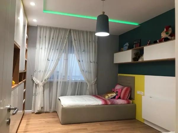Tirane, jepet me qera apartament 2+1 Kati 2, 1.400 € 