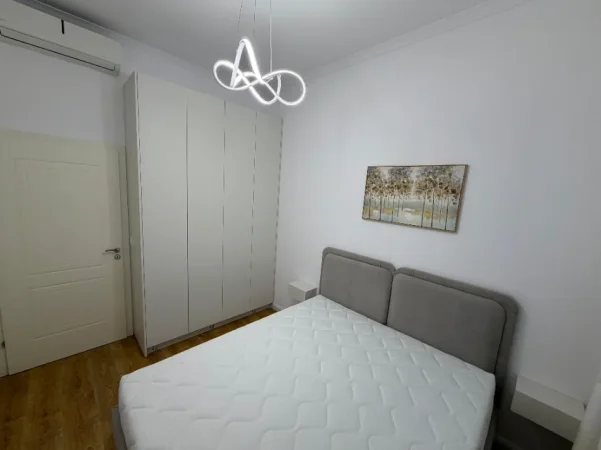 Tirane, shitet apartament 2+1+Ballkon Kati 1, 95 m² 169.000 € (Vila L)