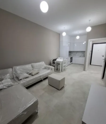 Tirane, jepet me qera apartament 1+1 Kati 6, 60 m² 600 € (YZBERISHT)