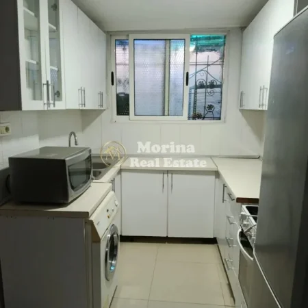 Tirane, jepet me qera apartament 2+1 Kati 1, 60 m² 300 € (Harry Fultz)