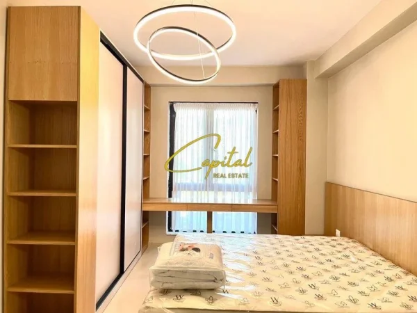 Tirane, jepet me qera apartament 1+1 Kati 2, 85 m² 800 € (MYSLYM SHYRI)