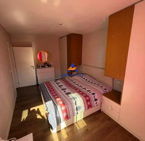 Tirane, shitet apartament 2+1+Ballkon Kati 4, 76 m² 137.000 € 