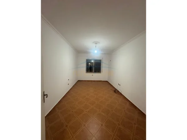 Tirane, shitet apartament 2+1 Kati 5, 92 m² 145.000 € 