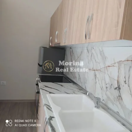 Tirane, jepet me qera garsonier Kati 3, 35 m² 280 € (Shkoze)