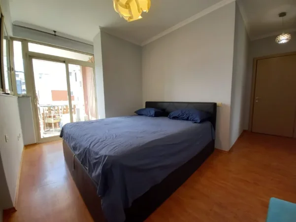 Tirane, shitet apartament 1+1+Ballkon Kati 5, 77.3 m² 179900 € (Tregu Elektrik -Muzeu Shkencave)
