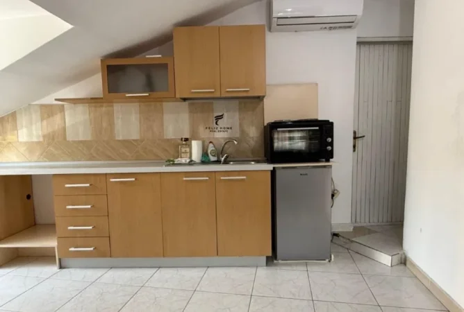Tirane, jepet me qera apartament Kati 3, 40 m² 390 € (ARENA)