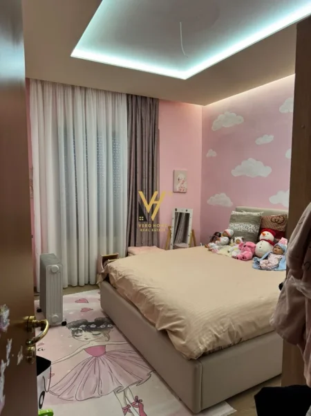 Tirane, shitet apartament duplex Dublex Kati 5, 235 m² 400.000 € (21 DHJETORI)