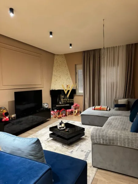 Tirane, shitet apartament duplex Dublex Kati 5, 235 m² 400.000 € (21 DHJETORI)