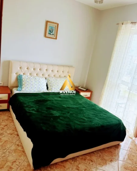 Tirane, jepet me qera apartament 1+1+Ballkon Kati 6, 70 m² 600 € (Rruge e Kavajes)