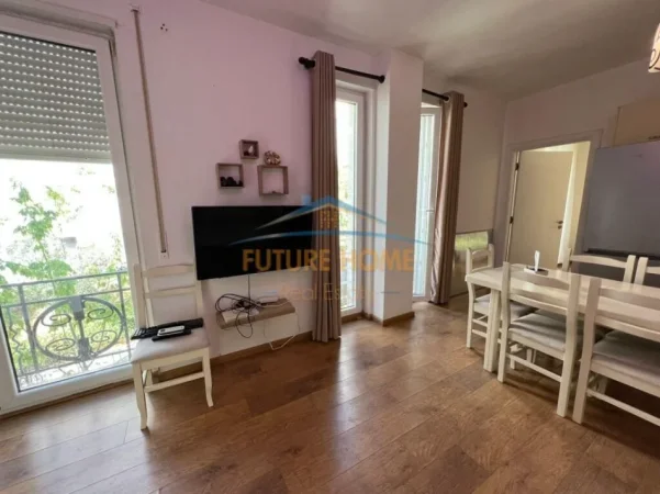 Tirane, jepet me qera apartament 1+1 Kati 4, 51 m² 400 € (Rezidenca Kodra e Diellit 2, Tiranë)
