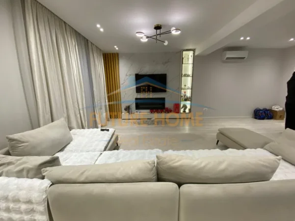 Tirane, shitet apartament 2+1+Ballkon Kati 6, 110 m² 375.000 € (Stadiumi Dinamo)
