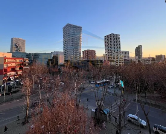 Qera, Apartament 3+1 për Zyra, Qendër, Tiranë.