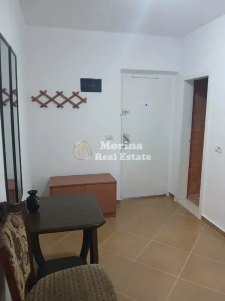 Tirane, jepet me qera apartament 1+1 Kati 1, 80 m² 520 € (Ali Demi)