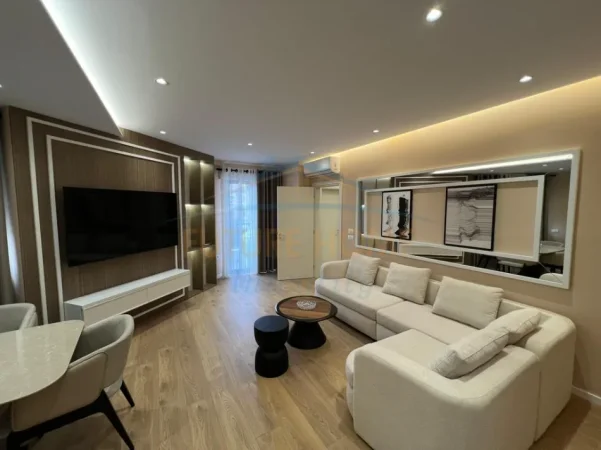 Tirane, shitet apartament 2+1 Kati 3, 117 m² 370.000 € (Rruga e Durrësit)