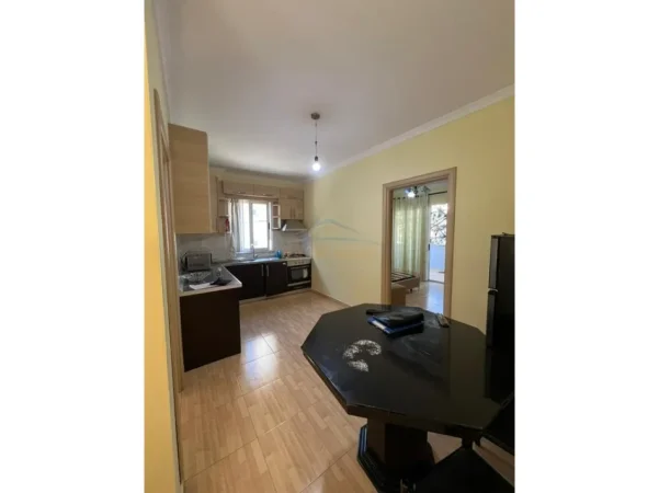 Tirane, shitet apartament 2+1 , 91 m² 135.000 € (Fresk)