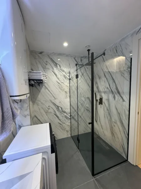 Vlore, shitet apartament 2+1 , 121 m² 280.000 € (Vlore)